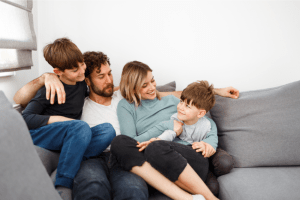 Construyendo Confianza Familiar para una Educación Sexual Efectiva en Hijas e Hijos: Seguridad y Respeto para el Futuro